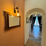 Casa Le Muse * איסקיה